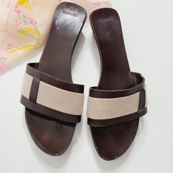 Hermès Canvas Clog Sandals - Picture 2 of 12